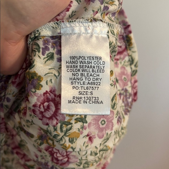 Umgee Floral Blouse in Purple and Green - Picture 3 of 4